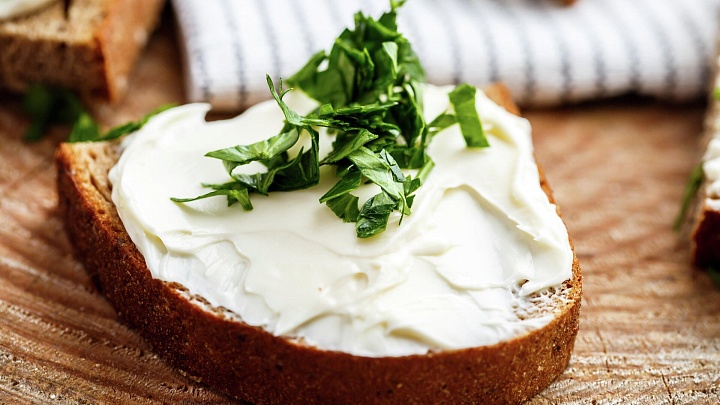 Индекс кофе с бутербродом в России в 2025 году резко замедлил рост