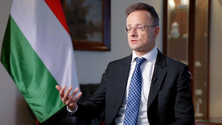 Сийярто оценил ситуацию с поставками Украине венгерской электроэнергии