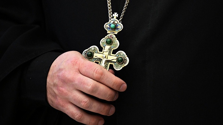 В РПЦ прокомментировали призыв священника жертвовать на храм