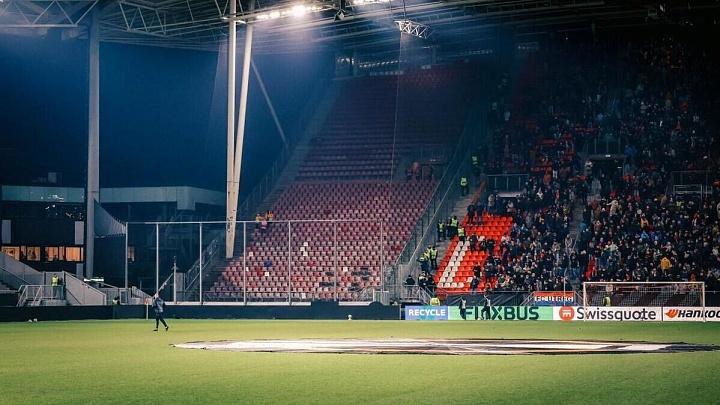 "Генк" обыграл "Утрехт" в отложенном на 50 минут матче Лиги Европы